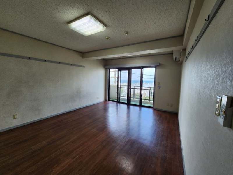 1DK Apartment for Rent in Ginowan, Okinawa | Heights City Nishikita - Thumbnail 3