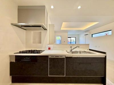 New 4LDK House in Kadena Town, Okinawa - 2025 Build — Image 4, Kadena, Okinawa