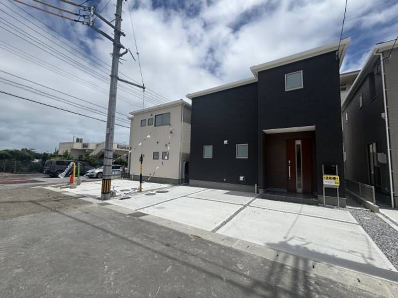 New 3LDK House for Sale in Uruma City, Okinawa - Thumbnail 2