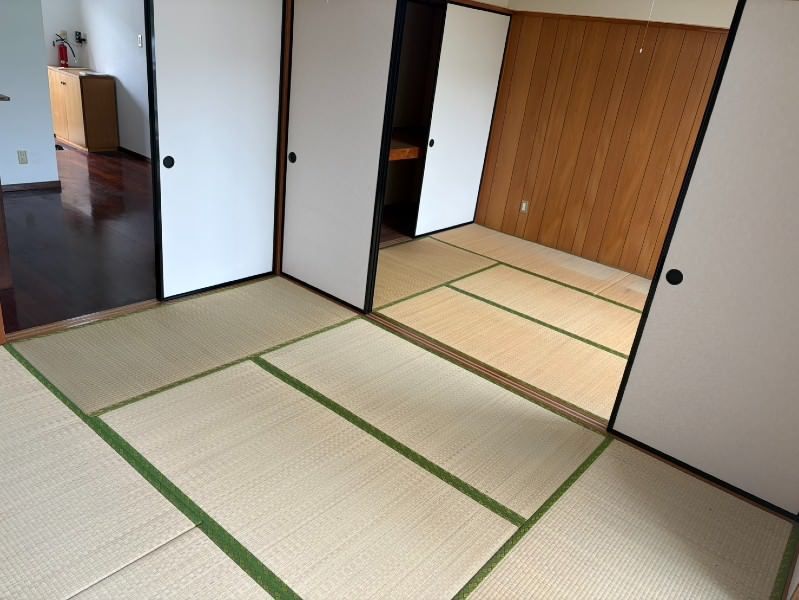 3DK Apartment for Rent in Tomigusuku, Okinawa - 50.4 sqm - Thumbnail 2