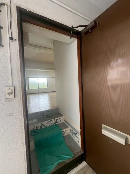 Marine Heights Kinjo 105 1R Apartment for Rent in Yonabaru, Okinawa - Thumbnail 2