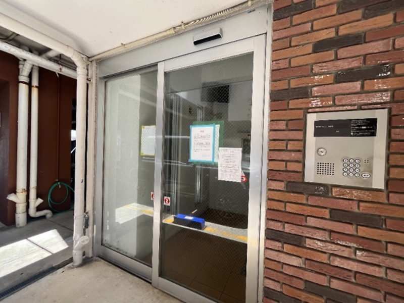 Thomas Maejima II 1K Apartment for Rent in Naha, Okinawa - Thumbnail 2