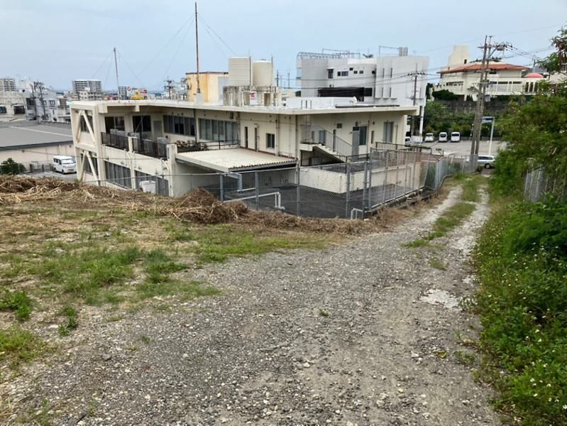 131.58 Tsubo Land for Sale in Yonabaru Town, Okinawa - Thumbnail 2