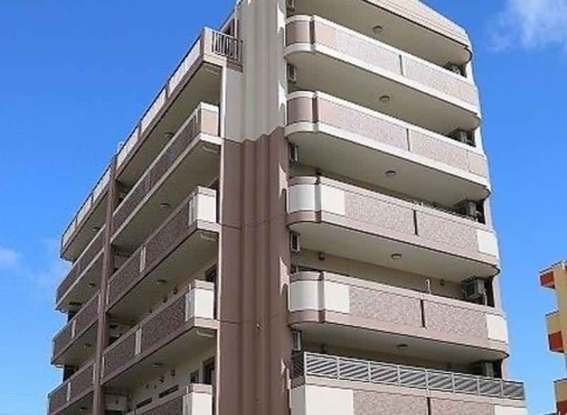 Celeste Court Misato 2LDK Apartment for Rent in Okinawa City - Thumbnail 2