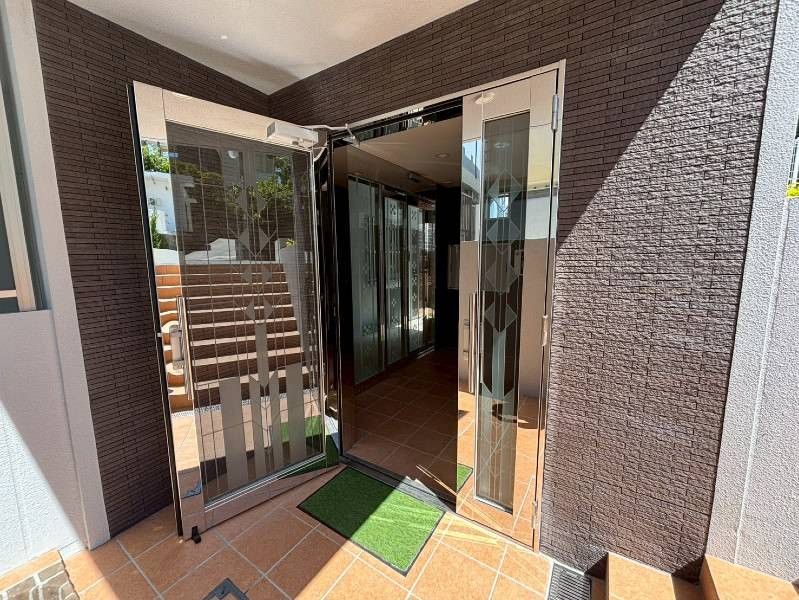 Modern 3LDK Apartment in Kin Town, Okinawa - Thumbnail 3