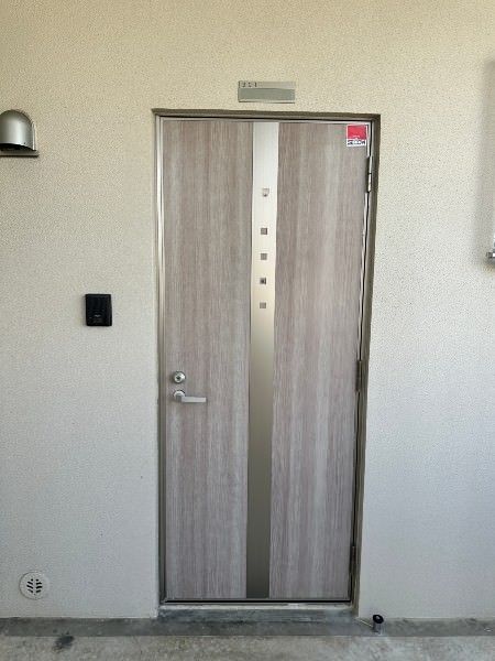 Modern 2LDK Apartment for Rent in Itoman, Okinawa - Thumbnail 2