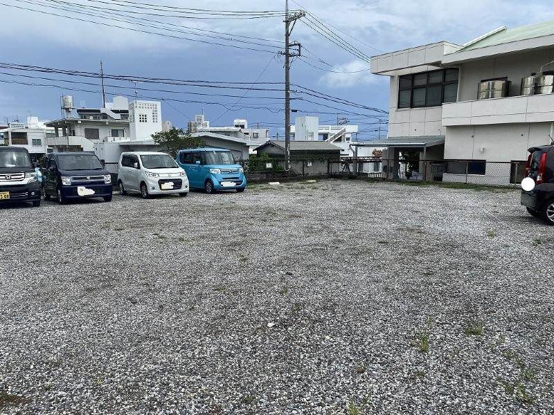 Parking Space for Rent in Miyazato, Uruma City, Okinawa - Thumbnail 2