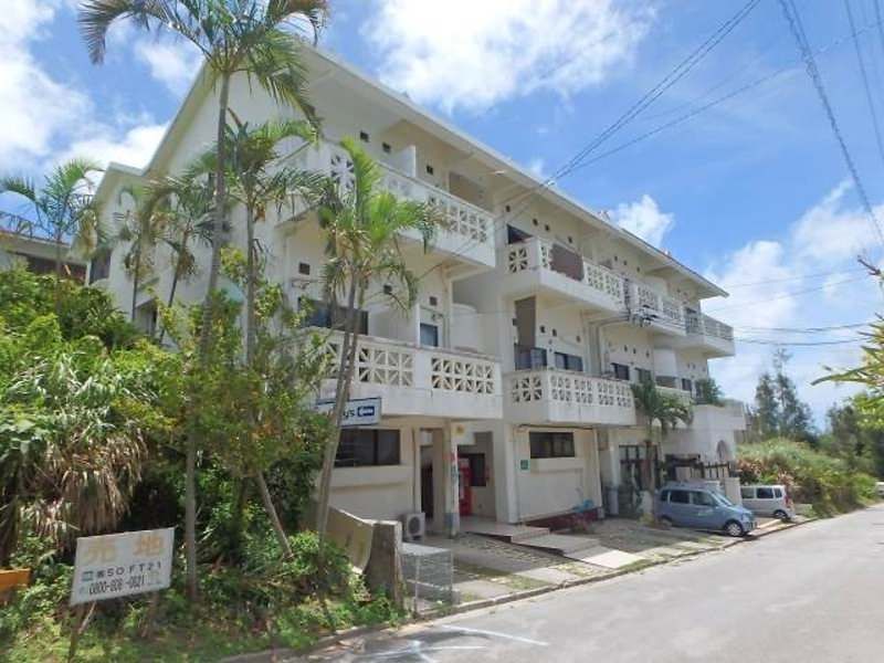 Prince Florence Apartment for Rent in Onna Village, Okinawa - Image 1