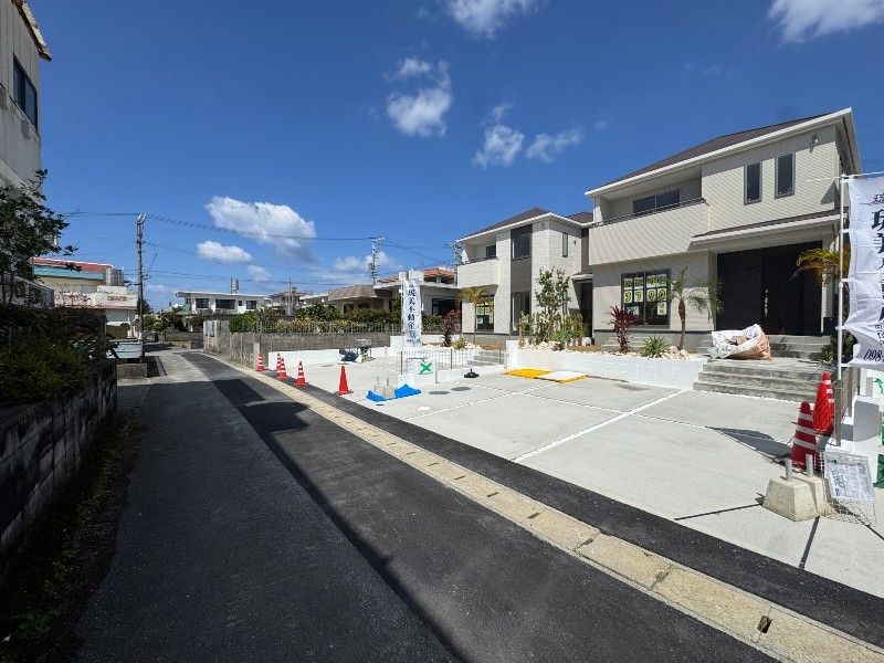 New 3LDK Wooden House for Sale in Yomitan Village, Okinawa - Thumbnail 2