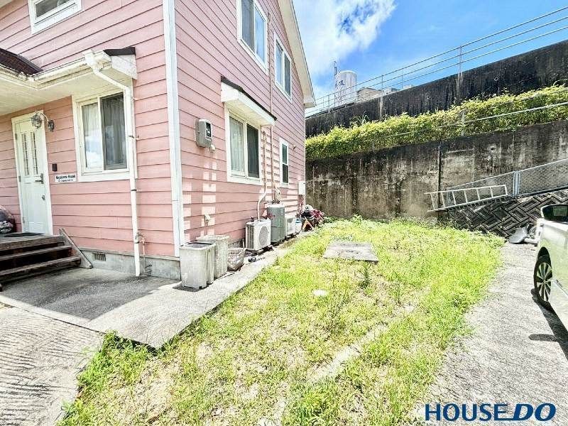 3LDK House with Large Garden in Yomitan Village, Okinawa - Thumbnail 4