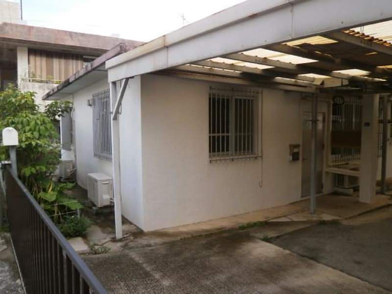 2LDK House for Rent in Ginowan, Okinawa with Covered Parking - Thumbnail 3
