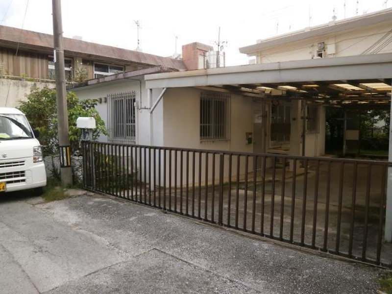 2LDK House for Rent in Ginowan, Okinawa with Covered Parking - Thumbnail 4