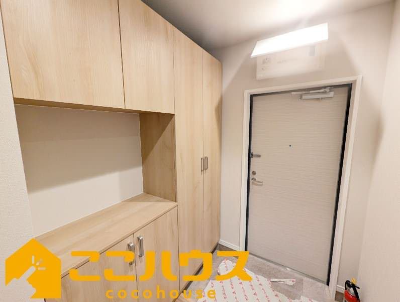 Renovated 3LDK Apartment with Ocean View in Naha, Okinawa - Thumbnail 3
