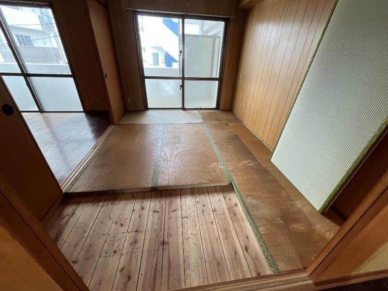 2DK Apartment for Rent in Ginowan, Okinawa with Pet Consideration - Thumbnail 3