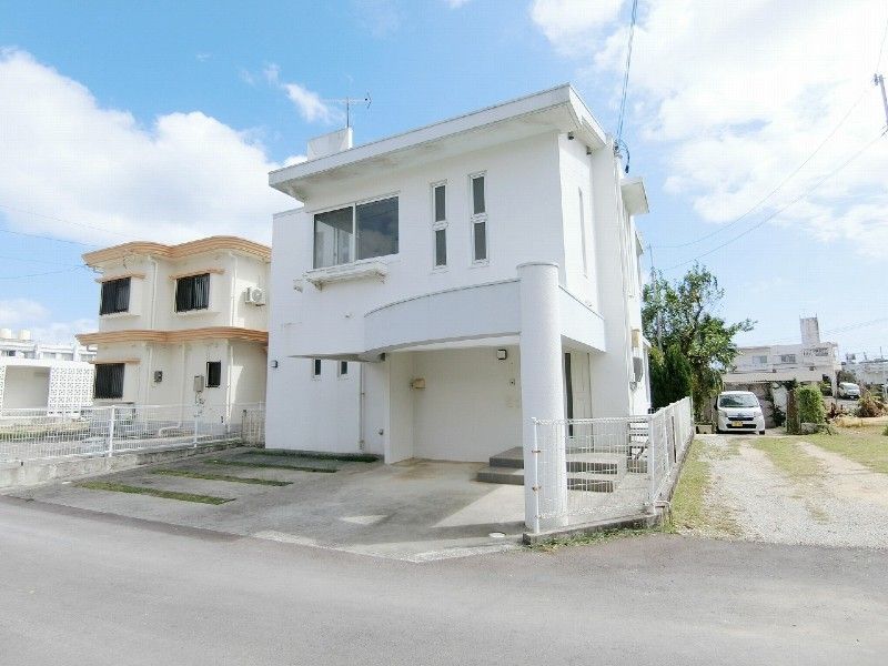 4LDK All-Electric House for Rent in Uruma City, Okinawa - Thumbnail 2
