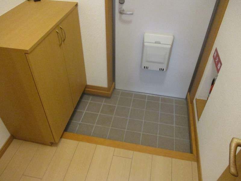 Grace 1LDK Apartment for Rent in Tomigusuku, Okinawa - Thumbnail 4