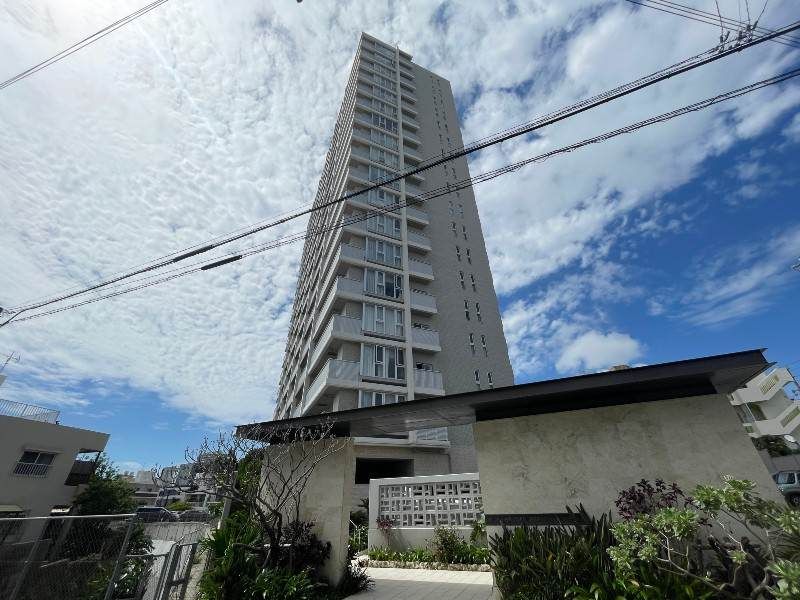 3LDK Apartment for Sale in Naha, Okinawa - 64.28 sqm - Thumbnail 2