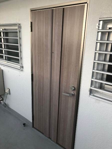 1LDK Apartment for Rent in Tomigusuku City, Okinawa - Thumbnail 2