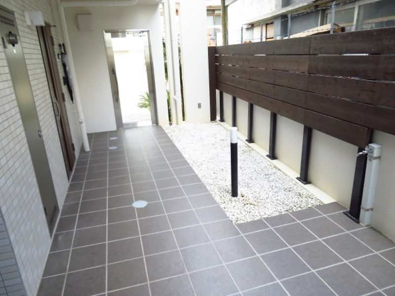 1LDK Designer Apartment in Uruma City, Okinawa - Thumbnail 3