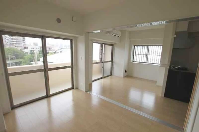New 2026 Pet-Friendly 2LDK Apartment for Rent in Okinawa City - Thumbnail 4