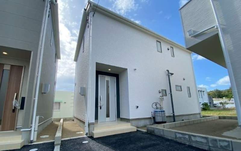New 3LDK House for Sale in Uruma, Okinawa - 2026 Build - Thumbnail 3