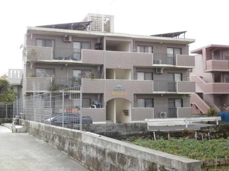 Pure Life Orange 2LDK Apartment for Rent in Urasoe, Okinawa - Thumbnail 2