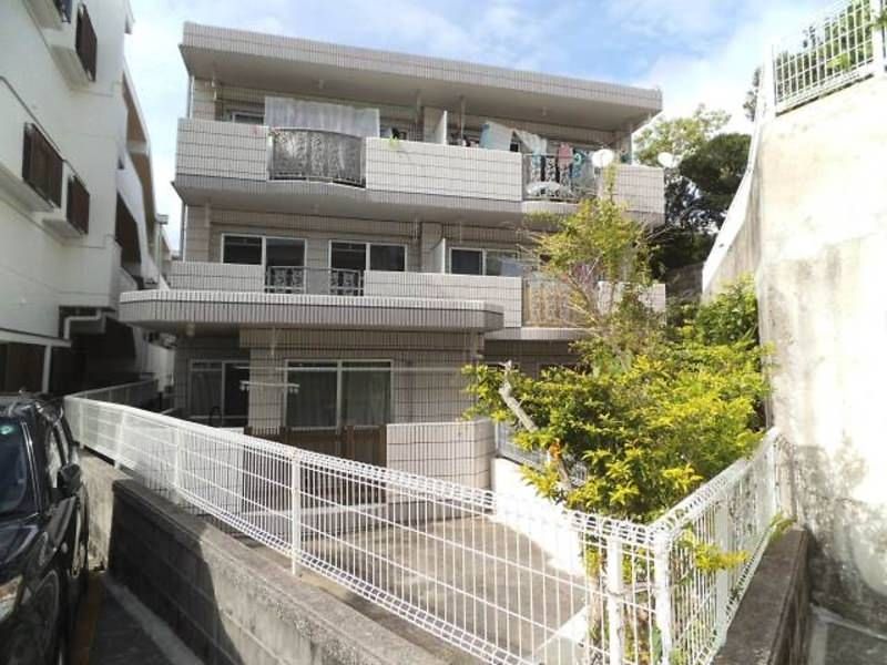 Sunrise Mansion Nesabu 2DK Rental Apartment in Tomigusuku, Okinawa - Thumbnail 2