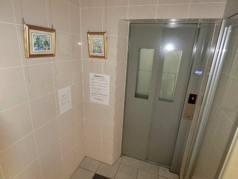 2LDK Apartment for Rent in Takara, Naha, Okinawa - 83,000 Yen - Thumbnail 2