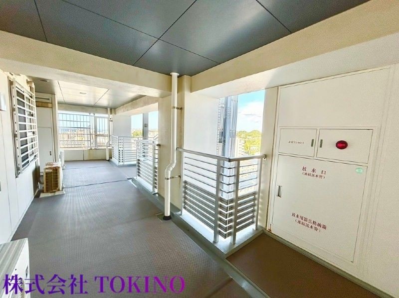 Altoûre Mihama 3LDK Ocean View Condo in Chatan, Okinawa - Thumbnail 2