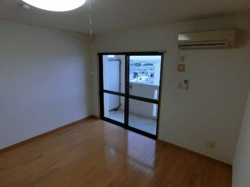 1K Apartment for Rent in Naha, Okinawa - Winds Hill Gushi - Thumbnail 2