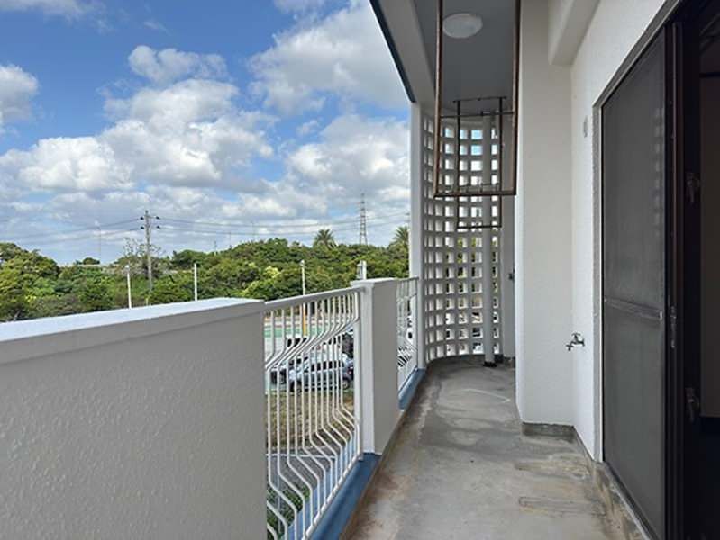 Co-op Juen 2LDK Apartment for Rent in Okinawa City - Thumbnail 2