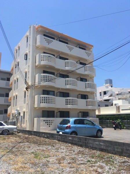 1R Apartment in Okinawa City with Nakagusuku Bay View - Thumbnail 2