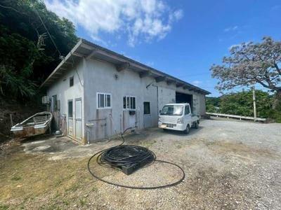 Nakijin Village Residential and Warehouse Property - 2LDK House — Image 1, Nakijin, Okinawa