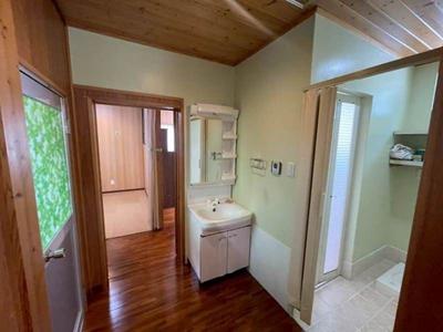 Nakijin Village Residential and Warehouse Property - 2LDK House — Image 4, Nakijin, Okinawa