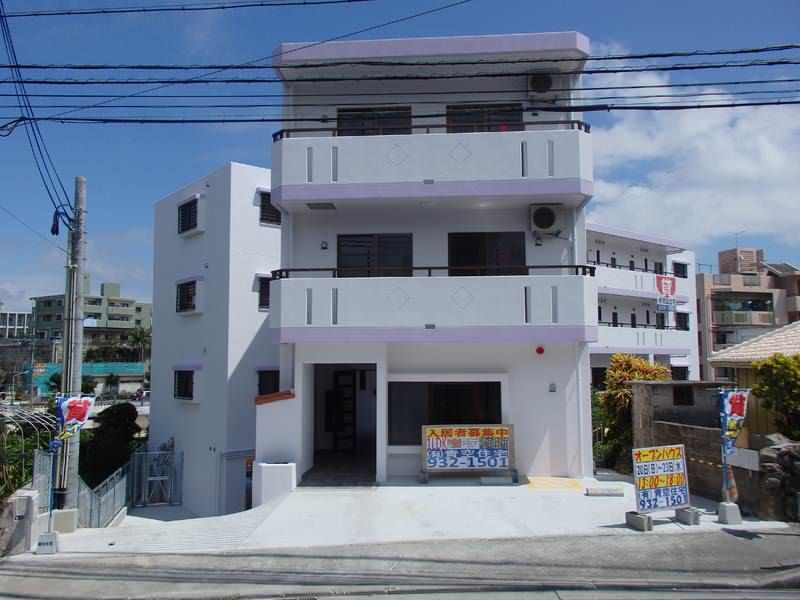 1LDK Apartment for Rent in Taira, Tomigusuku City, Okinawa - Thumbnail 2