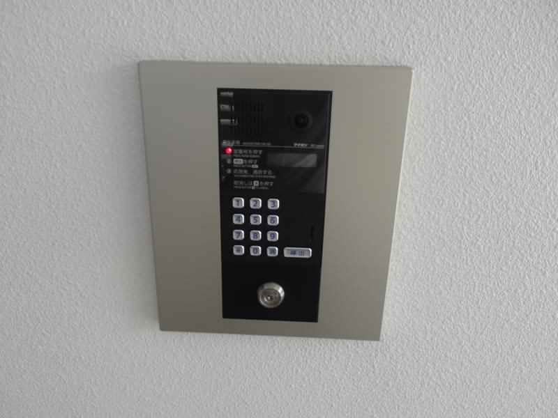 1LDK Apartment for Rent in Taira, Tomigusuku City, Okinawa - Thumbnail 4