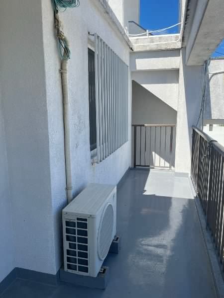 Urasoe Izu 4F Office with Views - Rent 70,000 JPY - Thumbnail 2