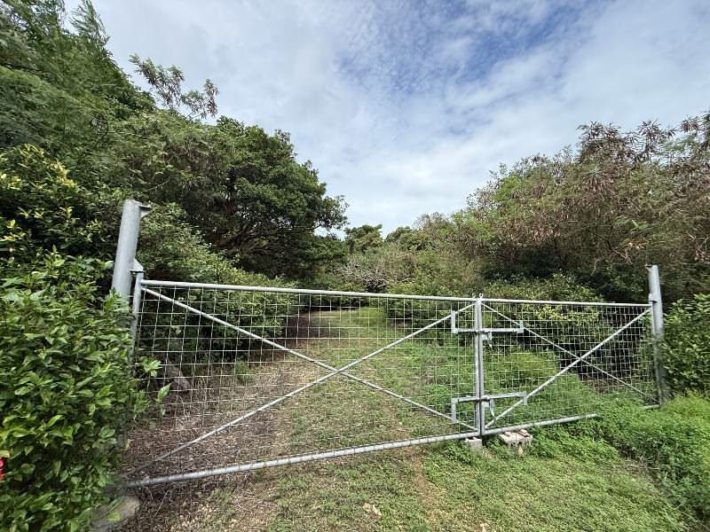 10,298 sqm Land for Sale in Yaza, Yaese Town, Okinawa - Image 1