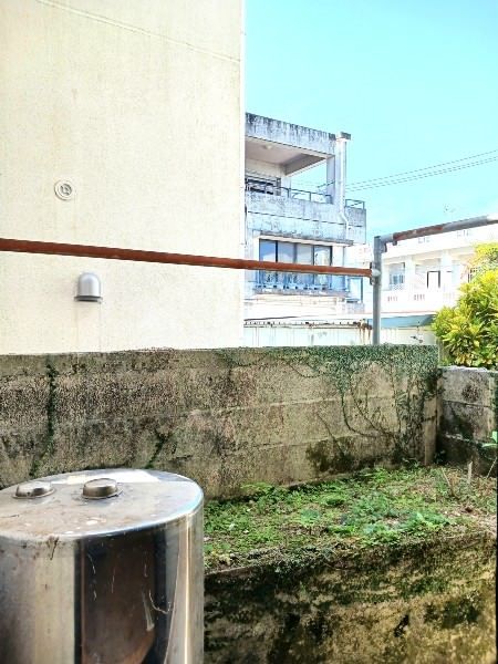 Renovated 3LDK House for Rent in Okinawa City, Uechi - Thumbnail 4