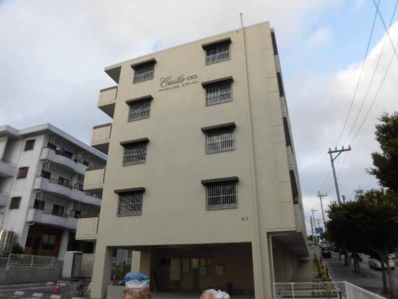 Castle Eight 2LDK Apartment for Rent in Nishihara, Okinawa - Thumbnail 4