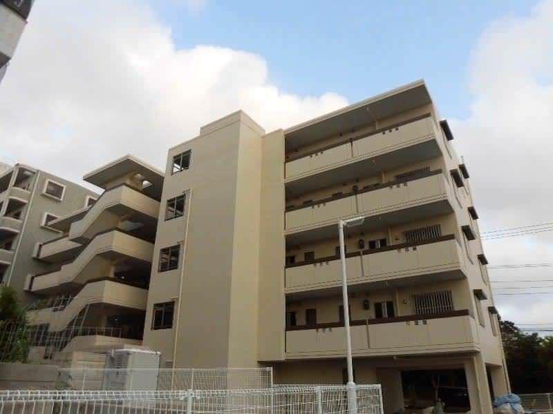 Castle Eight 2LDK Apartment for Rent in Nishihara, Okinawa - Thumbnail 2
