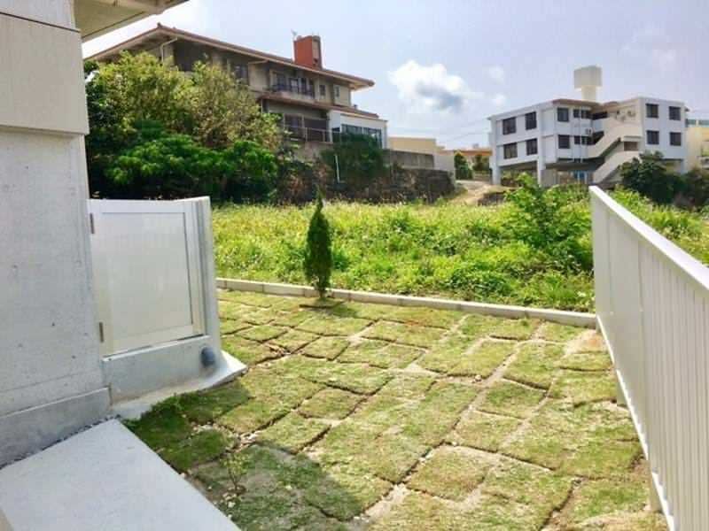 1K Apartment for Rent in Naha Gushi with Free Internet - Thumbnail 3