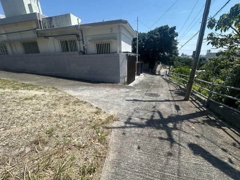 Corner Plot with Ocean View for Sale in Itoman, Okinawa - Thumbnail 2