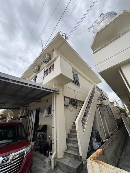 2DK Apartment for Rent in Kuwae, Chatan, Okinawa - Thumbnail 2