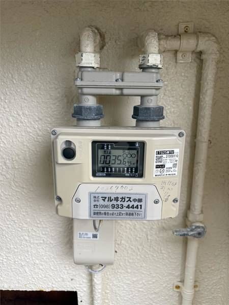 2DK Apartment for Rent in Kuwae, Chatan, Okinawa - Thumbnail 3