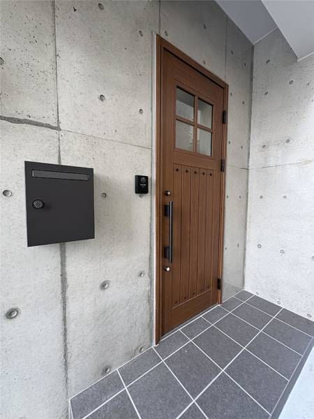 New 2LDK Apartment for Rent in Haebaru, Okinawa - Live-Work - Thumbnail 2