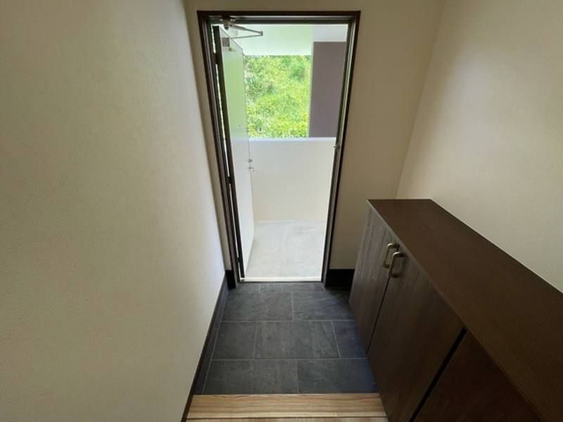 Modern 3LDK Apartment for Rent in Urasoe, Okinawa - Thumbnail 4