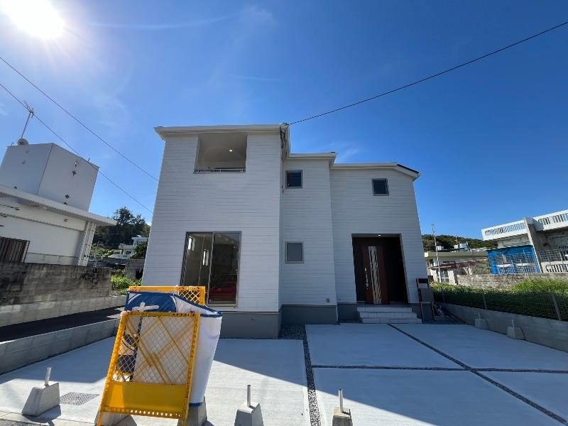 New 2025 3LDK House with Long-Term Excellent Housing Certification in Uruma - Thumbnail 3