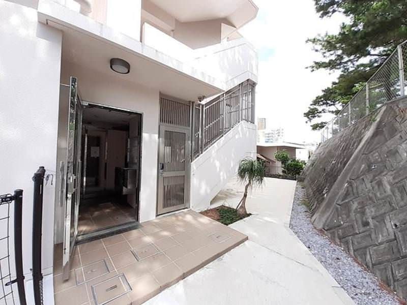1DK Apartment for Rent in Shikina, Naha, Okinawa - Thumbnail 3