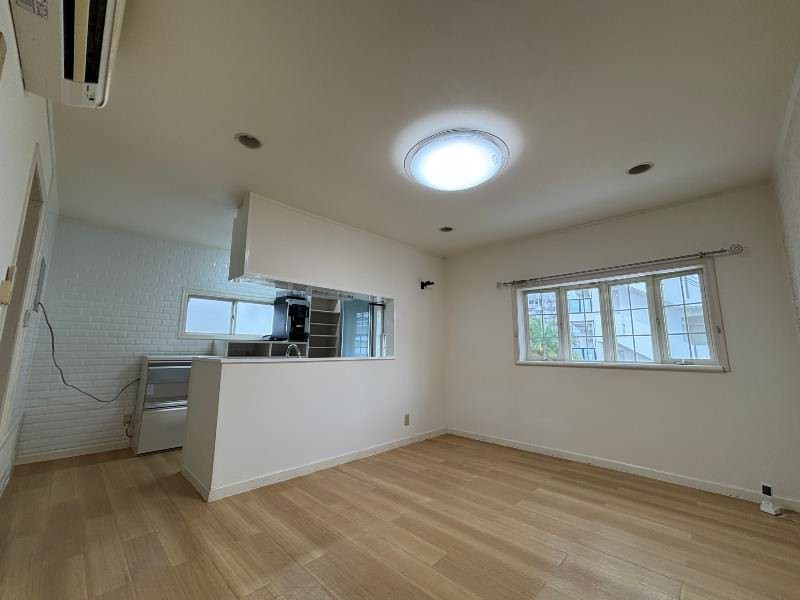 3LDK Residence with Shop for Sale near Araha Beach, Chatan - Thumbnail 3